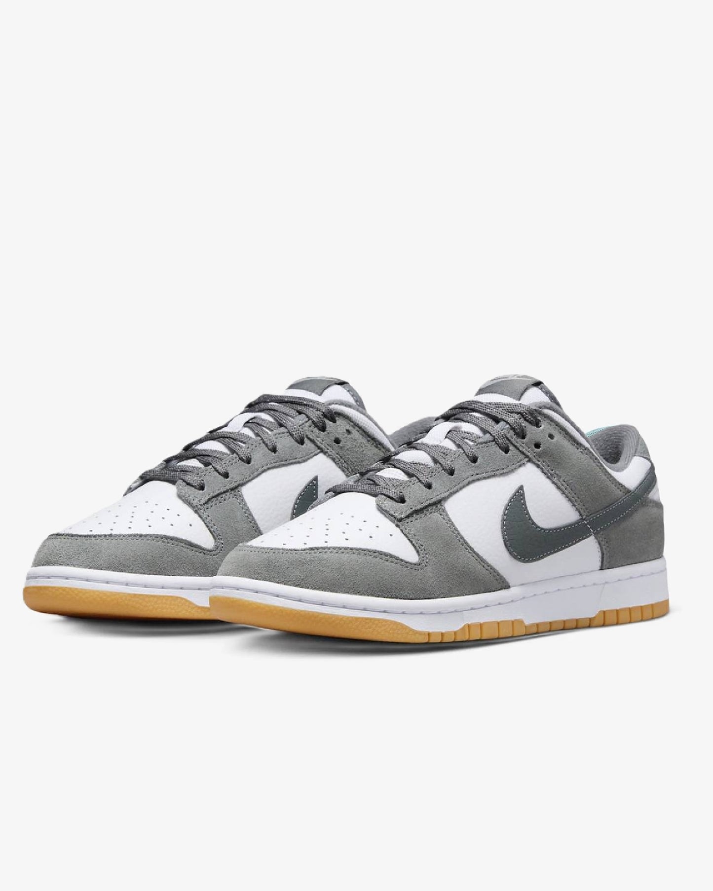 Dunk Low Smokey Grey 3M Gum
